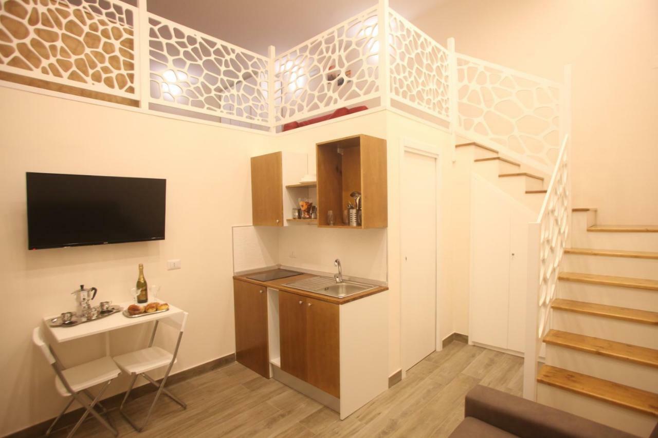 Garibaldi Station 2Punto0 Bed and Breakfast Napels Buitenkant foto